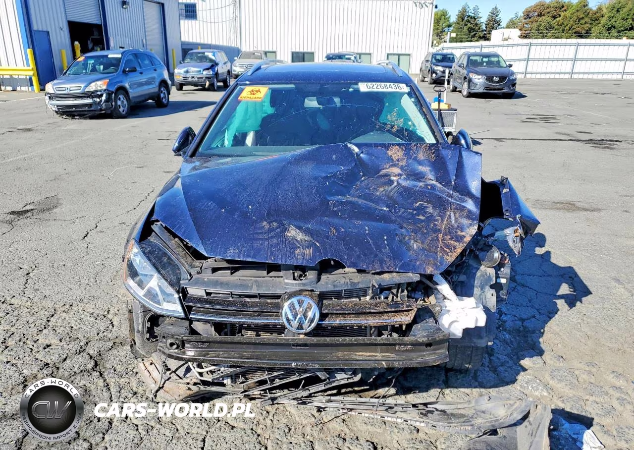 2017 Volkswagen Golf Sportwagen S VIN:3VWC17AUXHM502315 - 5