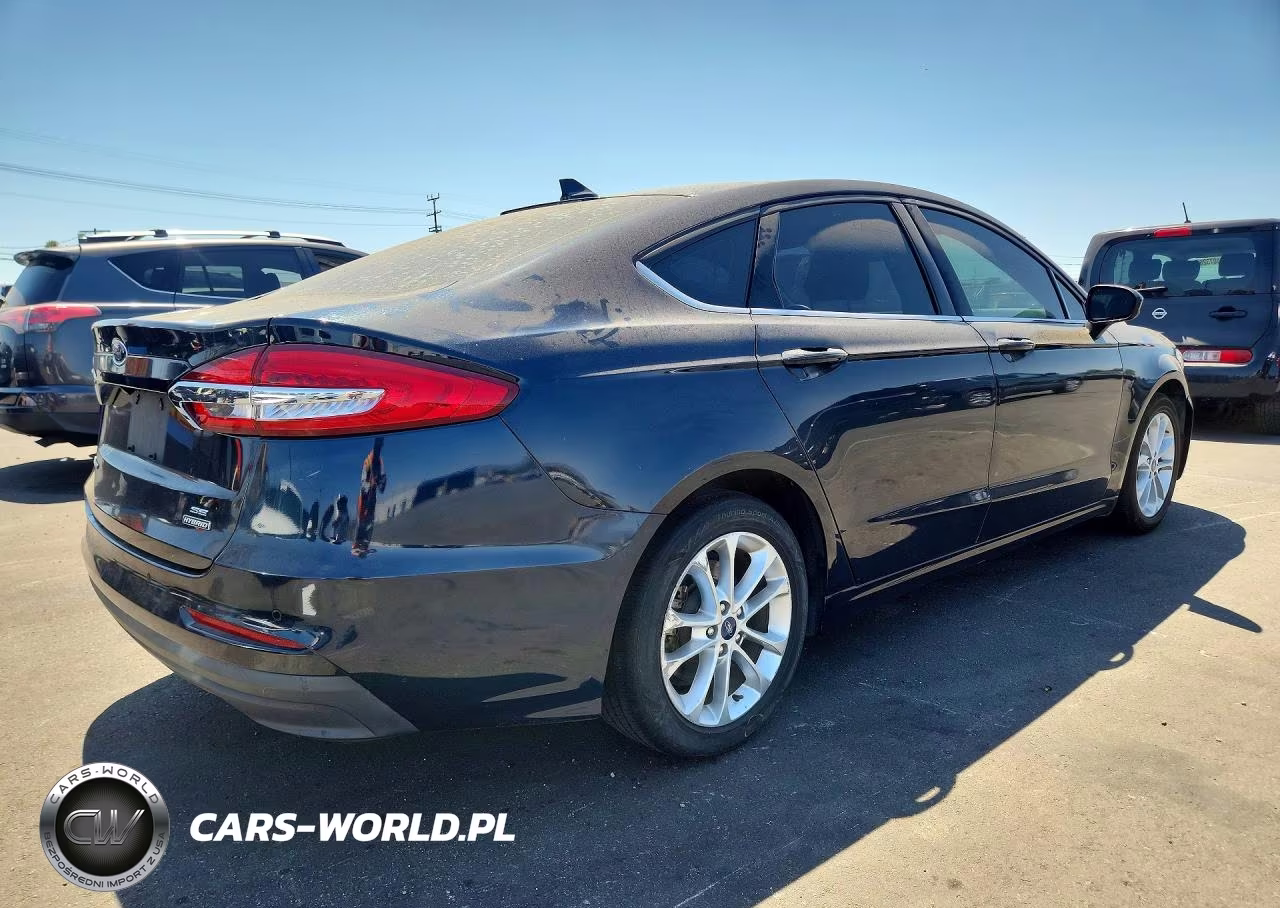 2020 Ford Fusion Se VIN:3FA6P0LU3LR189905 - 3