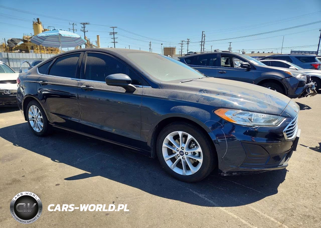 2020 Ford Fusion Se VIN:3FA6P0LU3LR189905 - 4