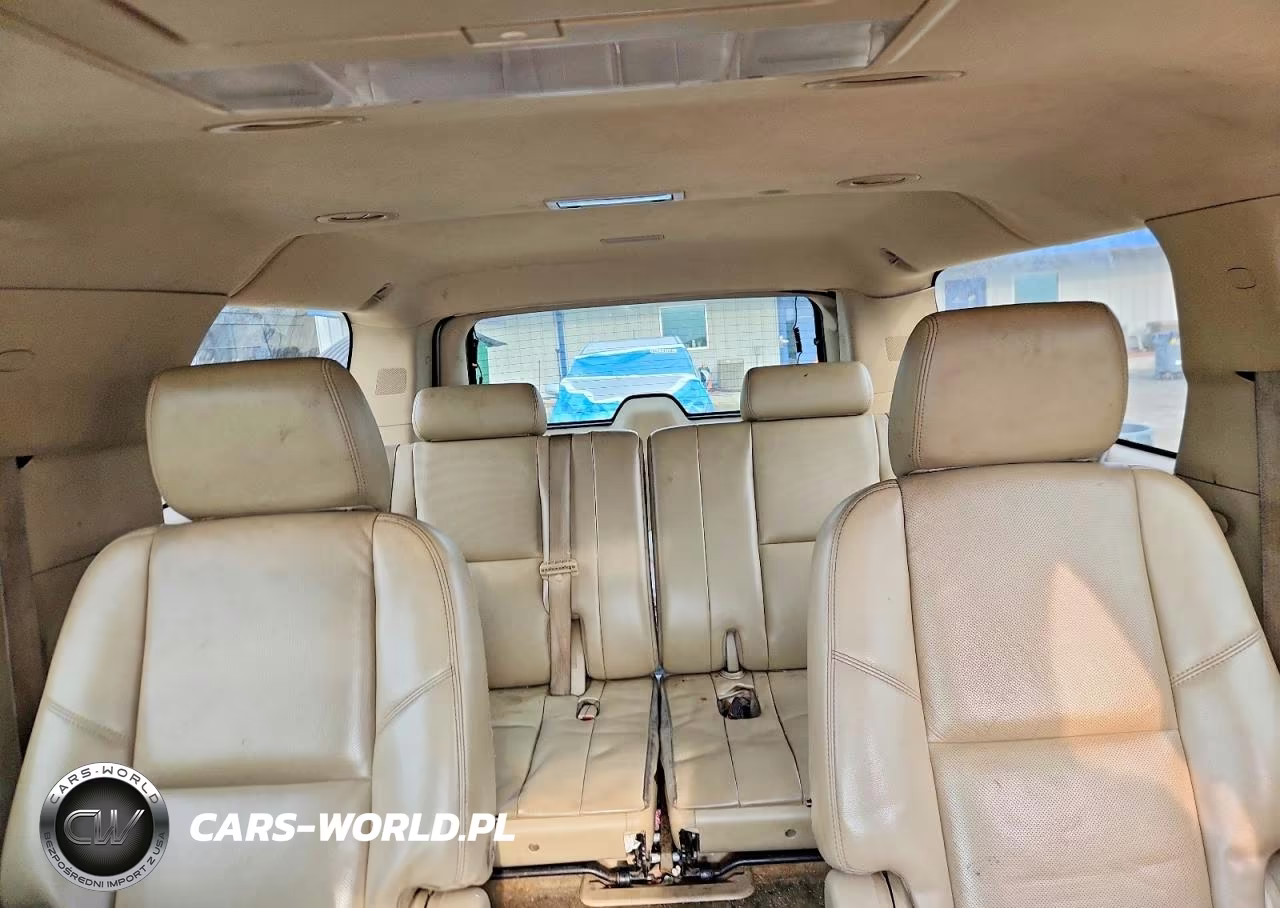 2011 Chevrolet Suburban K1500 Ltz VIN:1GNSKKE31BR333346 - 10