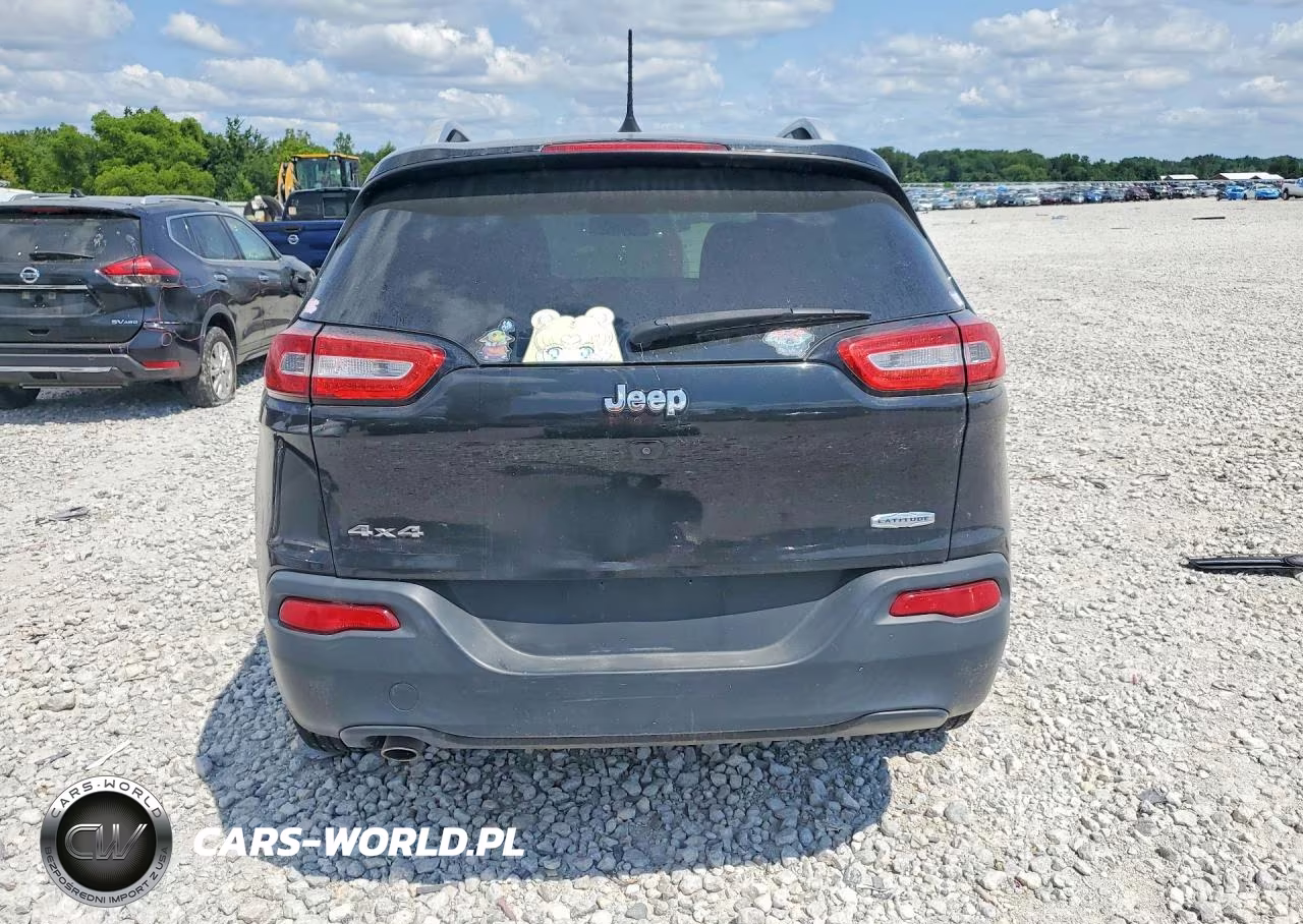 2016 Jeep Cherokee Latitude VIN:1C4PJMCB6GW188207 - 6