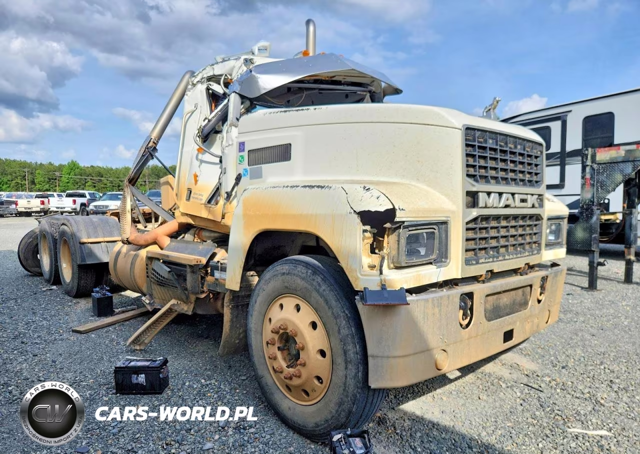 2022 Mack Pinnacle Semi Truck – zdjęcie 1 z 10