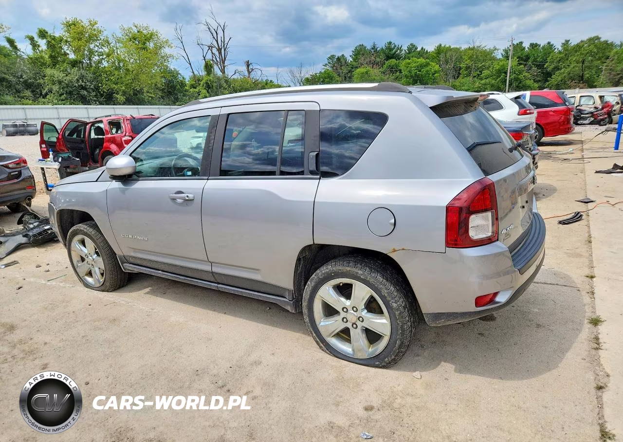 2014 Jeep Compass Latitude VIN:1C4NJDEB5ED762213 - 2