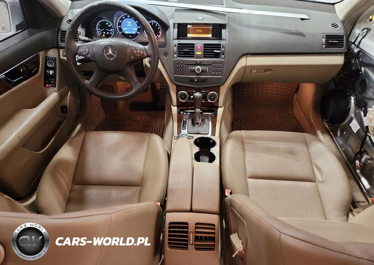 2011 Mercedes-Benz C 300 VIN:WDDGF5EB8BA416806 - 8