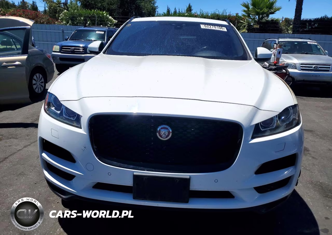 2018 Jaguar F-Pace Prestige VIN:SADCK2GX5JA329878 - 5