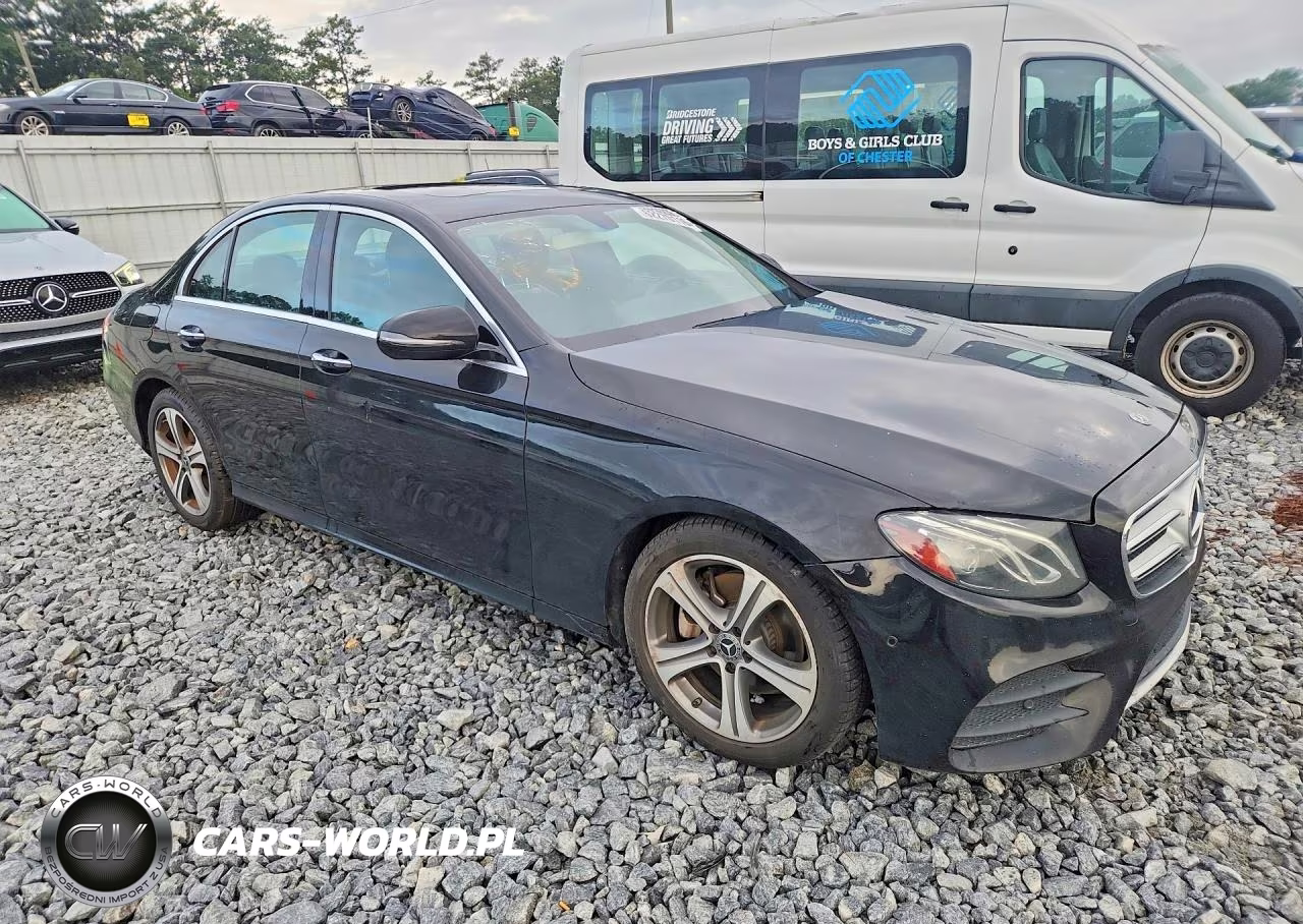 2018 Mercedes-Benz E 300 VIN:WDDZF4JB2JA375967 - 4
