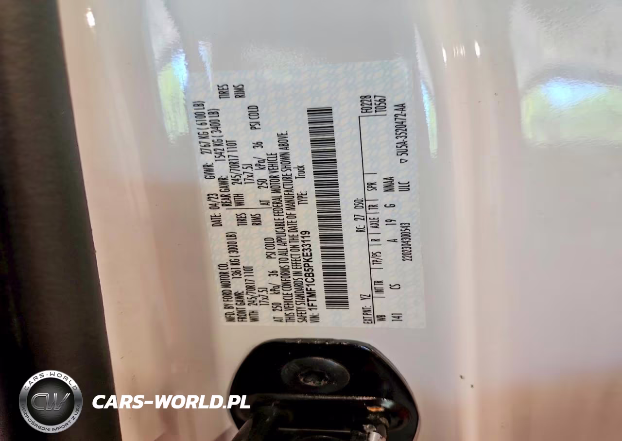 2023 Ford F150 VIN:1FTMF1CB5PKE33119 - 12