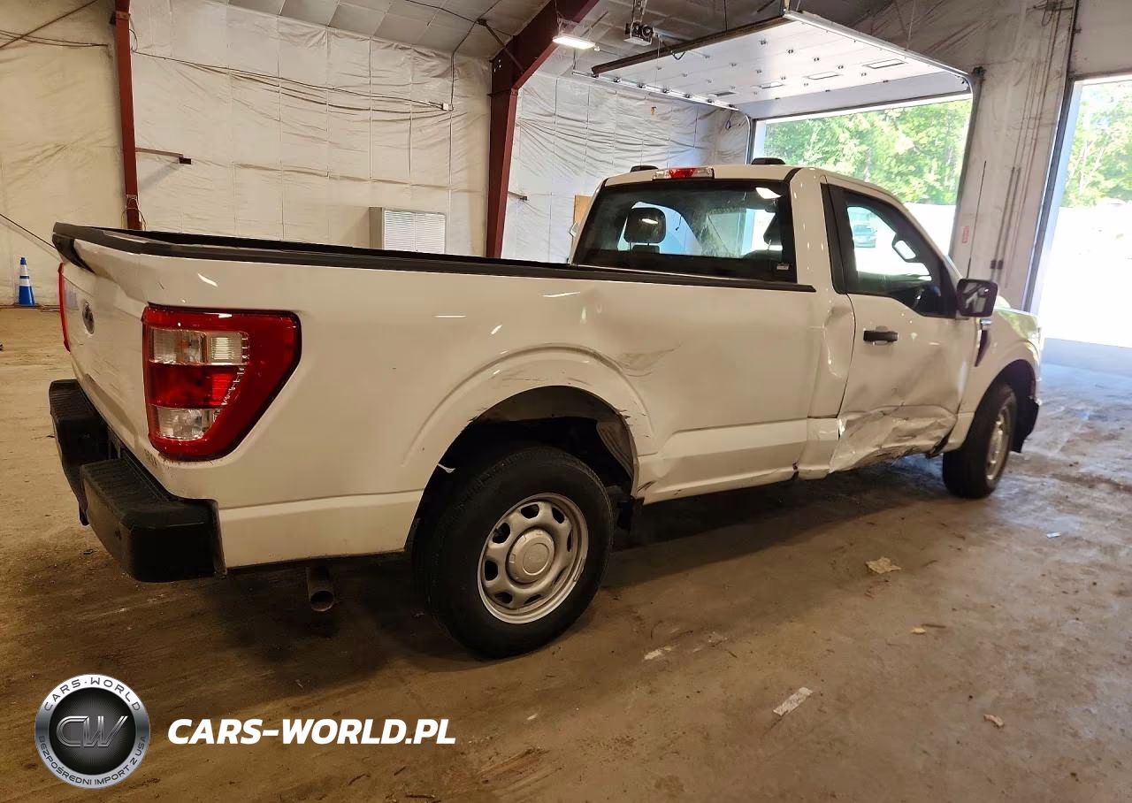 2023 Ford F150 VIN:1FTMF1CB5PKE33119 - 3