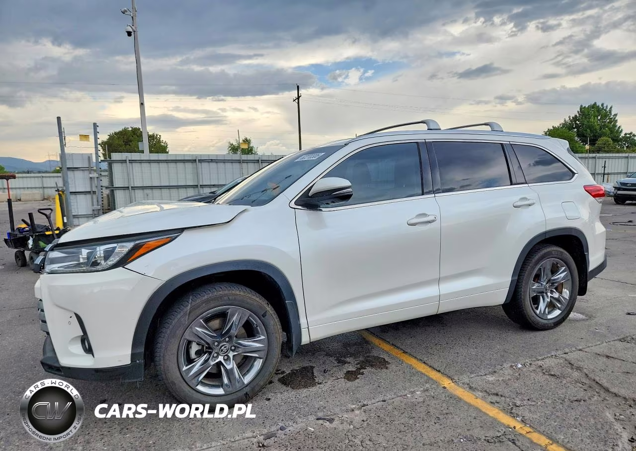2017 Toyota Highlander Limited Platinum