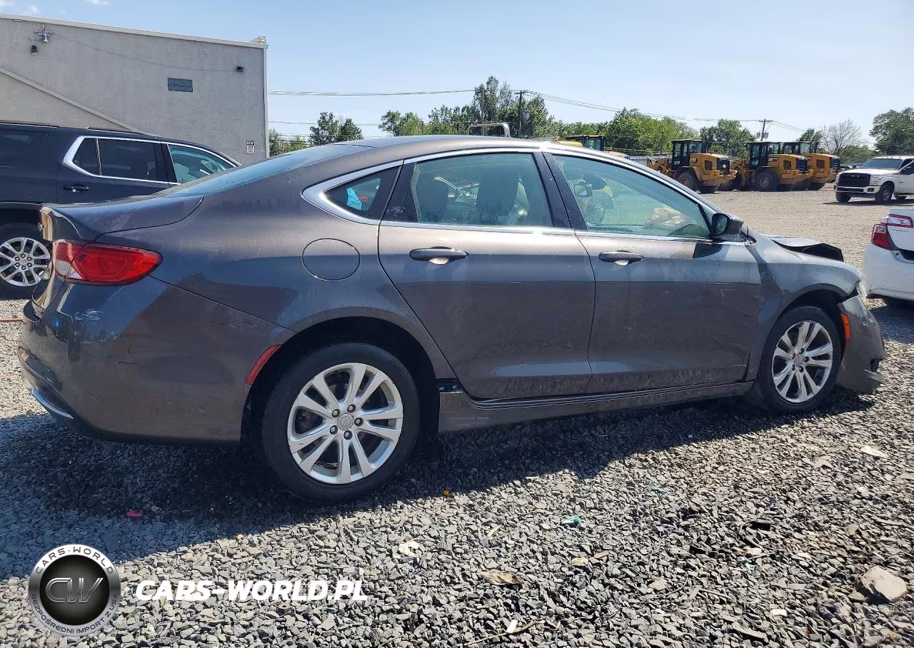 2015 Chrysler 200 Limited VIN:1C3CCCAB4FN561680 - 3