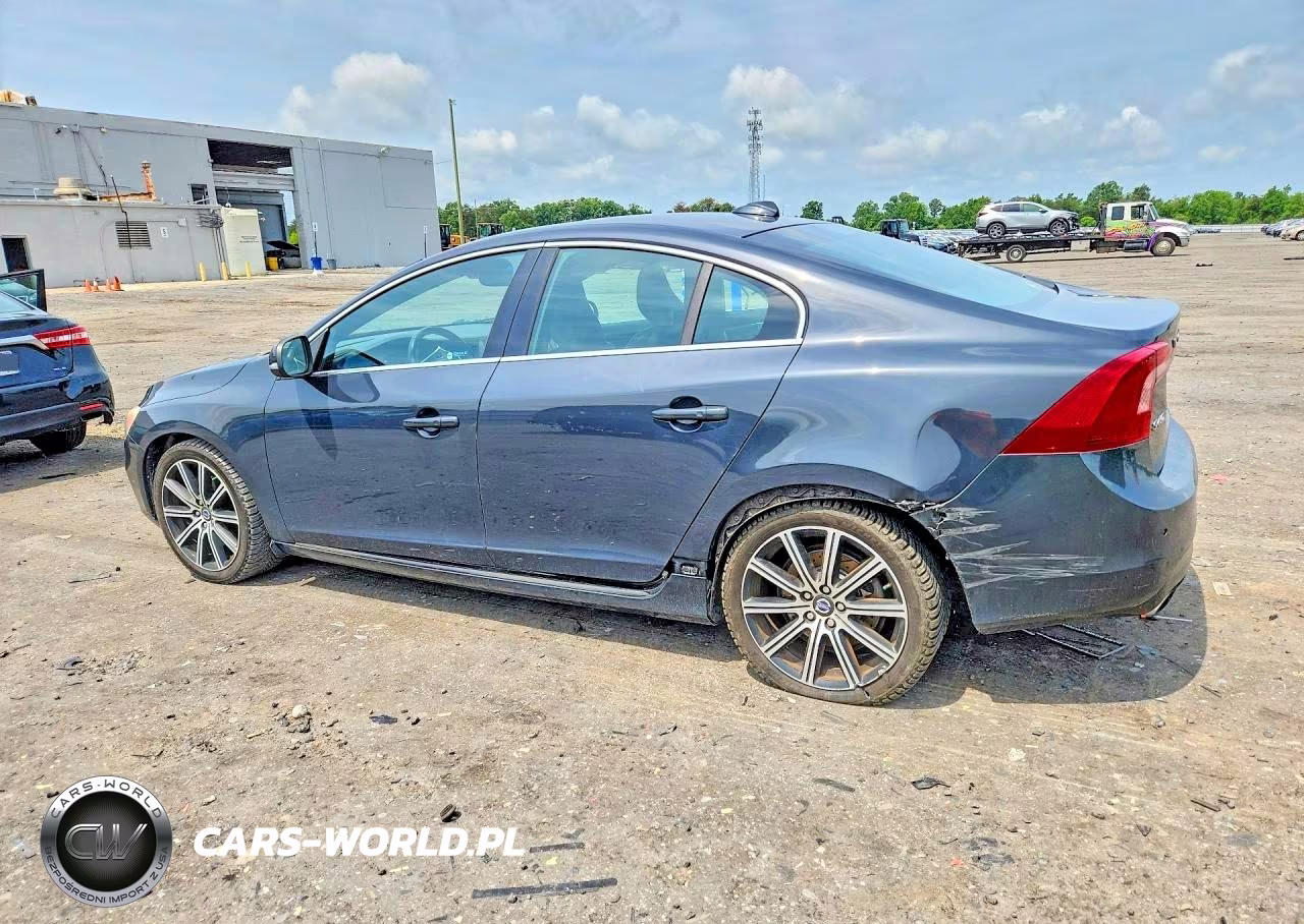 2015 Volvo S60 Premier VIN:YV149MFK5F1343312 - 2