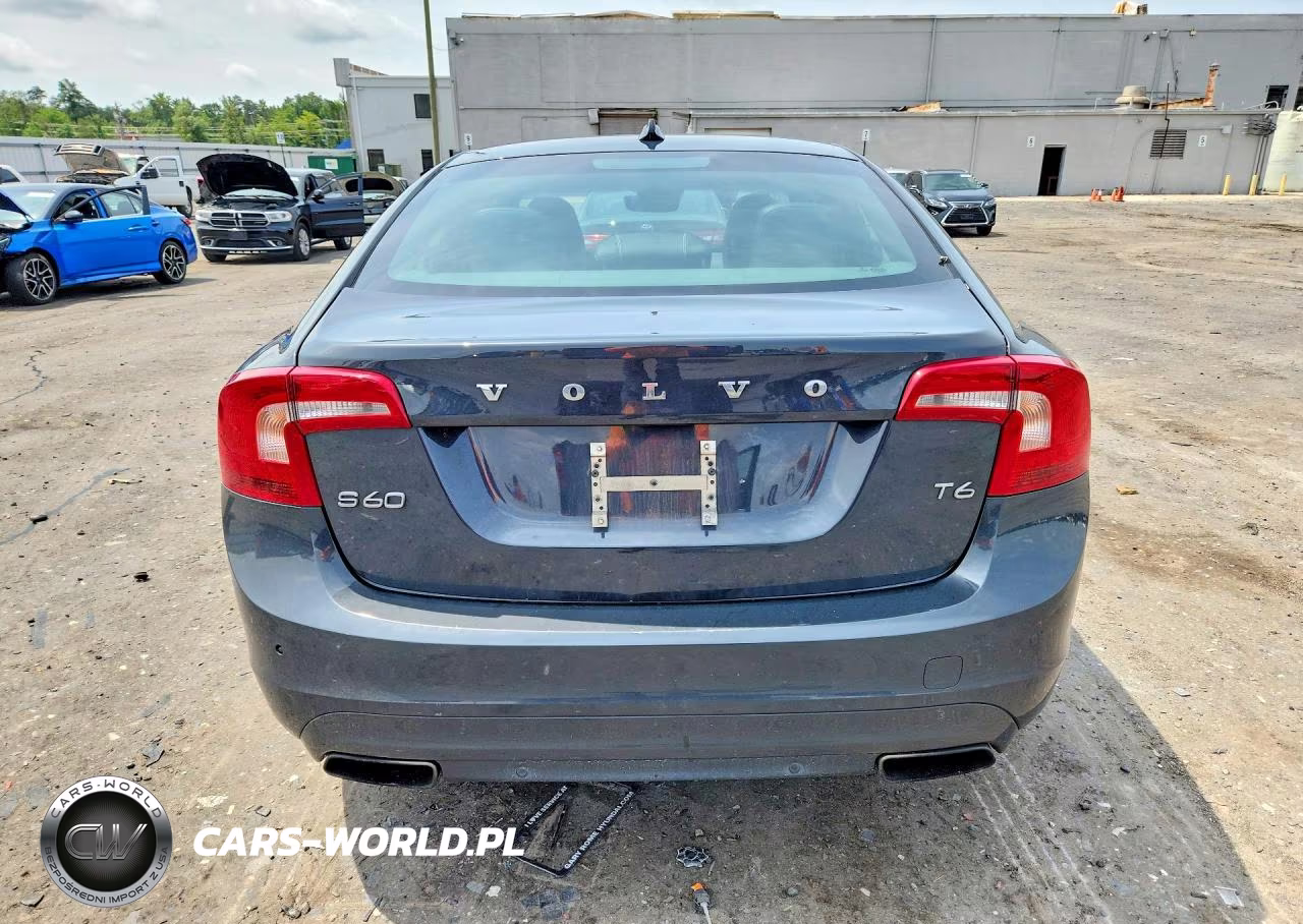 2015 Volvo S60 Premier VIN:YV149MFK5F1343312 - 6
