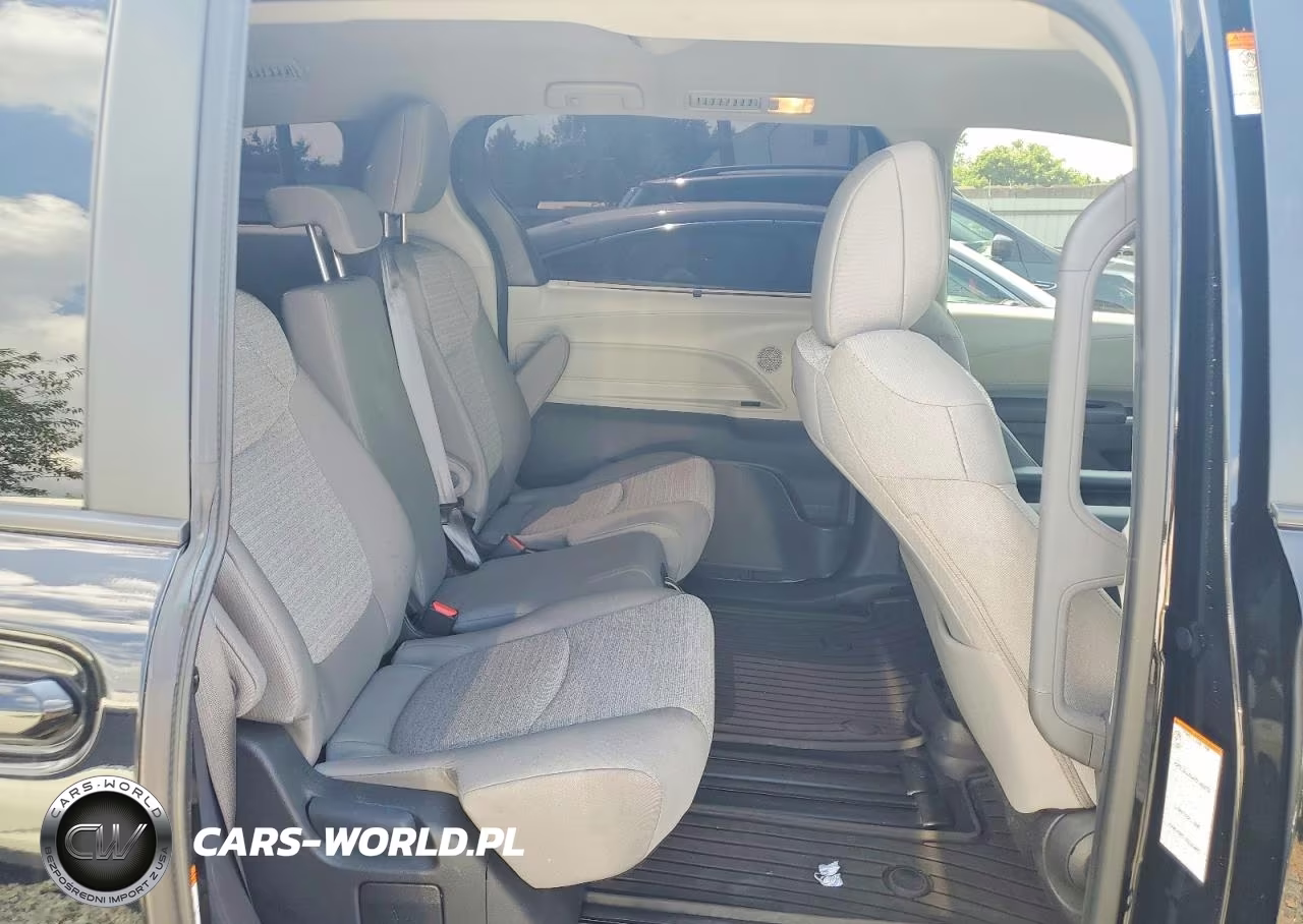 2023 Toyota Sienna Le VIN:5TDKRKEC2PS174592 - 11