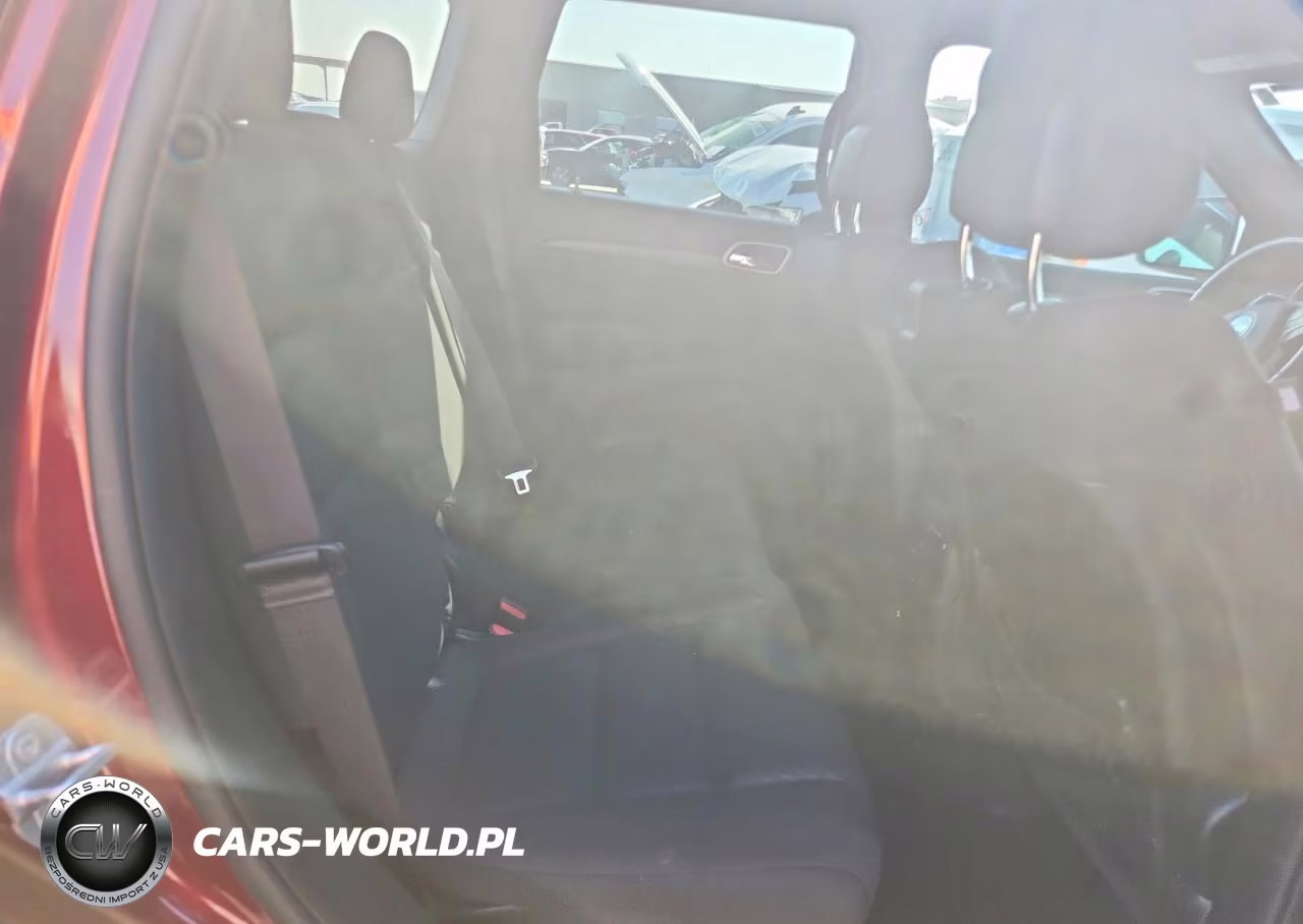 2020 Jeep Grand Cherokee Laredo VIN:1C4RJEAG5LC203417 - 11