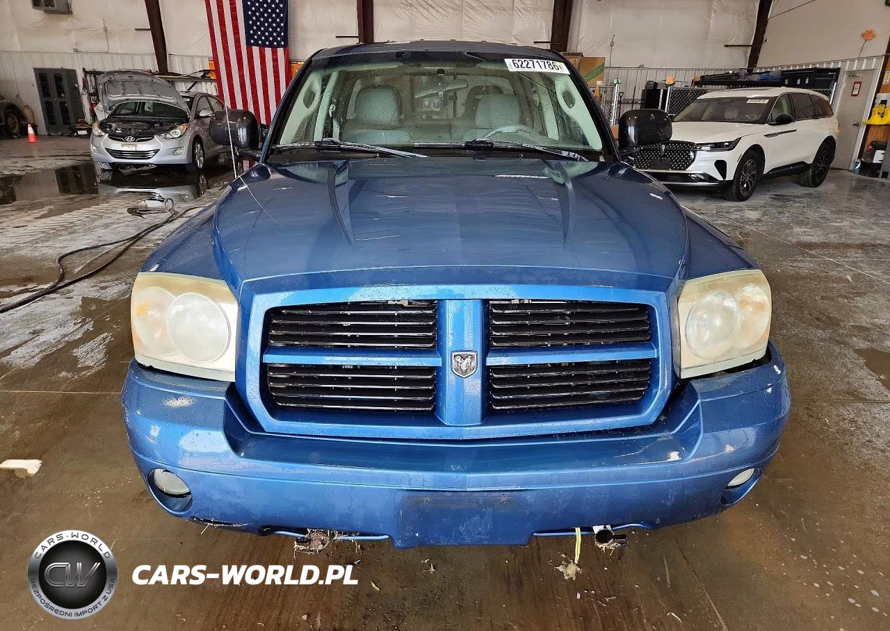 2005 Dodge Dakota Quad Slt VIN:1D7HW48J25S294217 - 5