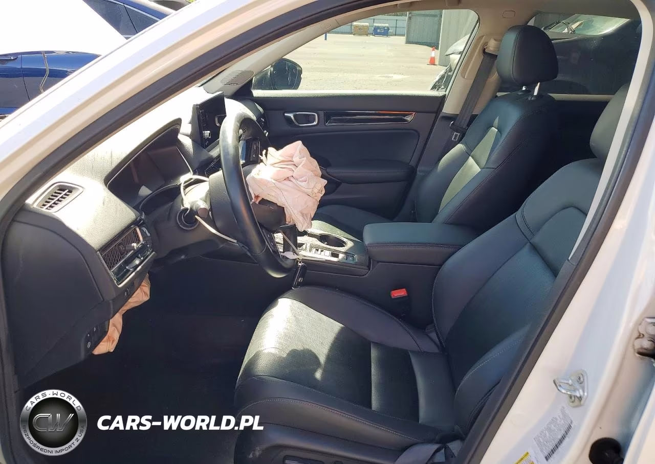 2024 Honda Civic Touring VIN:2HGFE1F96RH330100 - 7