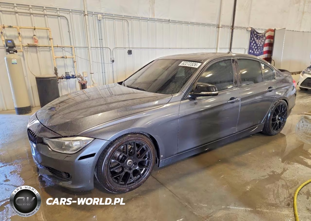 2013 BMW 328 Xi – zdjęcie 1 z 12