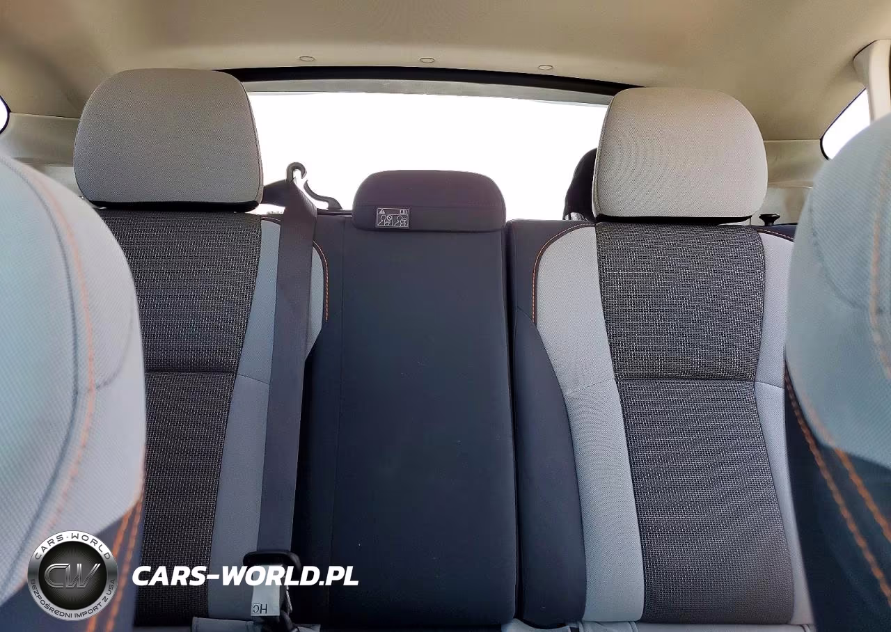 2019 Subaru Crosstrek Premium VIN:JF2GTACC3KH230235 - 10