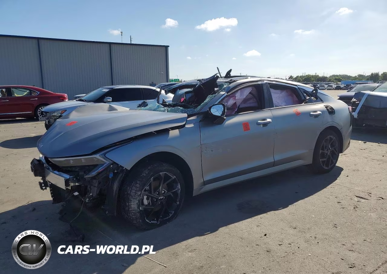 2026 Kia K5 Gt Line – zdjęcie 1 z 12
