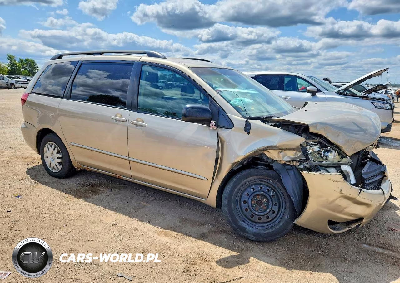 2005 Toyota Sienna Le 7 Passenger VIN:5TDZA23C25S279395 - 4