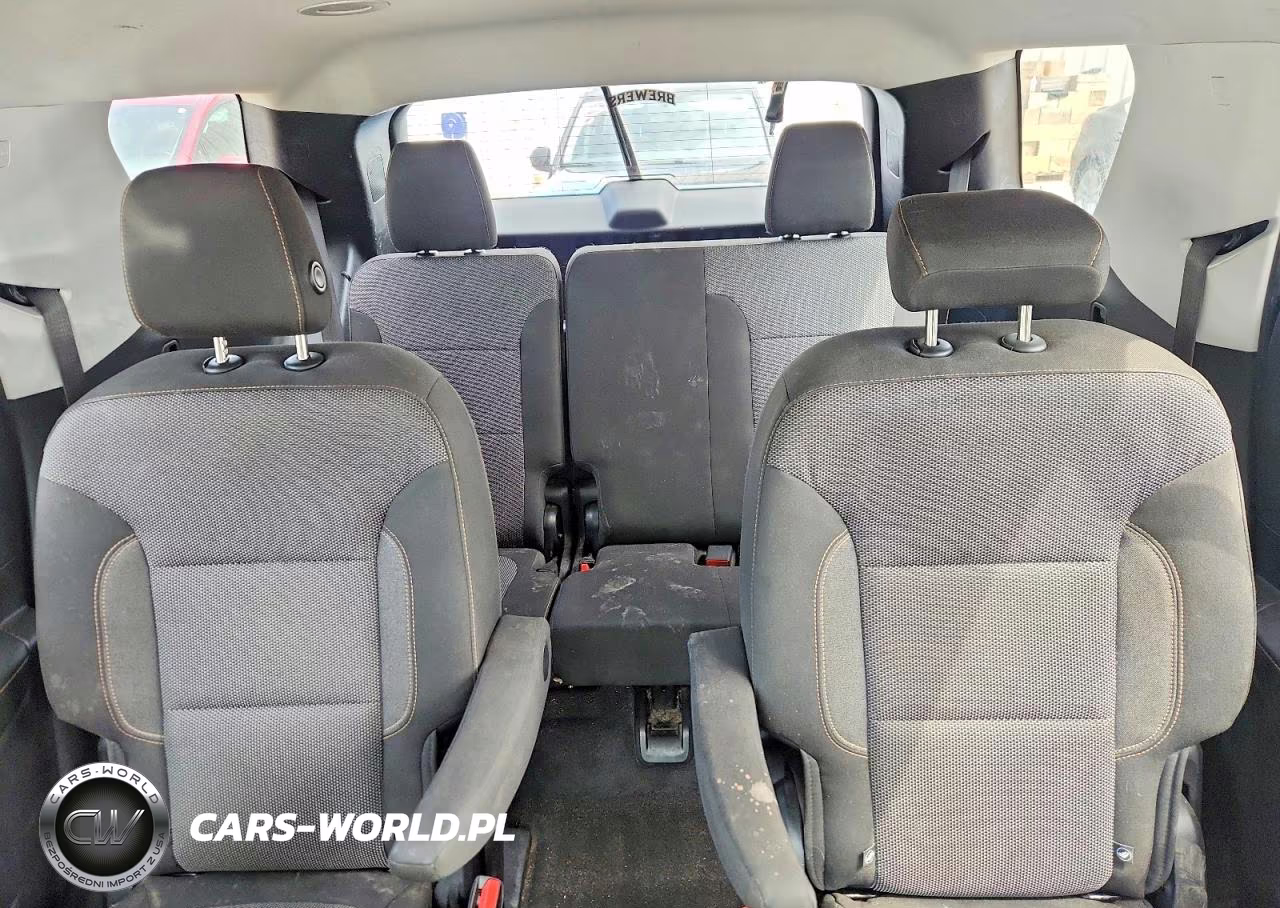 2018 Chevrolet Traverse Lt VIN:1GNEVGKW6JJ137335 - 10