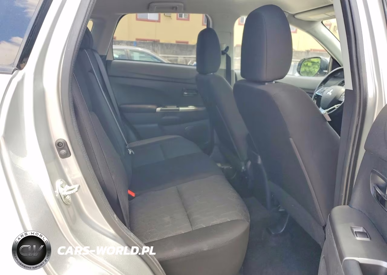 2021 Mitsubishi Outlander Sport Es VIN:JA4ARUAU7MU010584 - 10