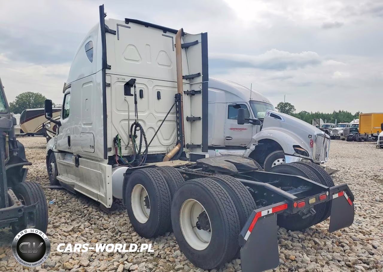 2020 Freightliner Cascadia 1 - Semi Truck VIN:3AKJHHFG3LSLP4599 - 2