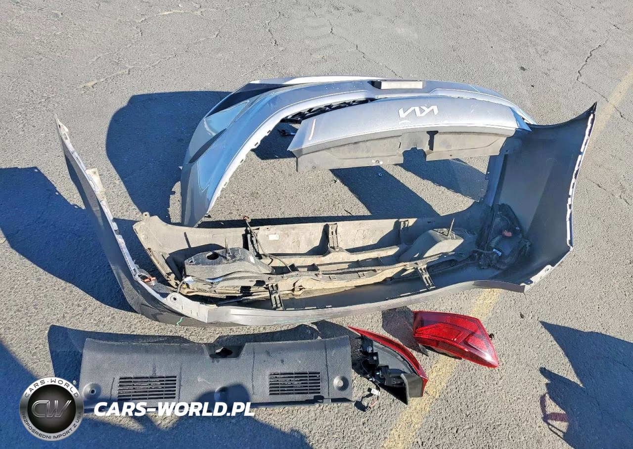 2024 Kia Forte Lxs VIN:3KPF24AD2RE794937 - 12
