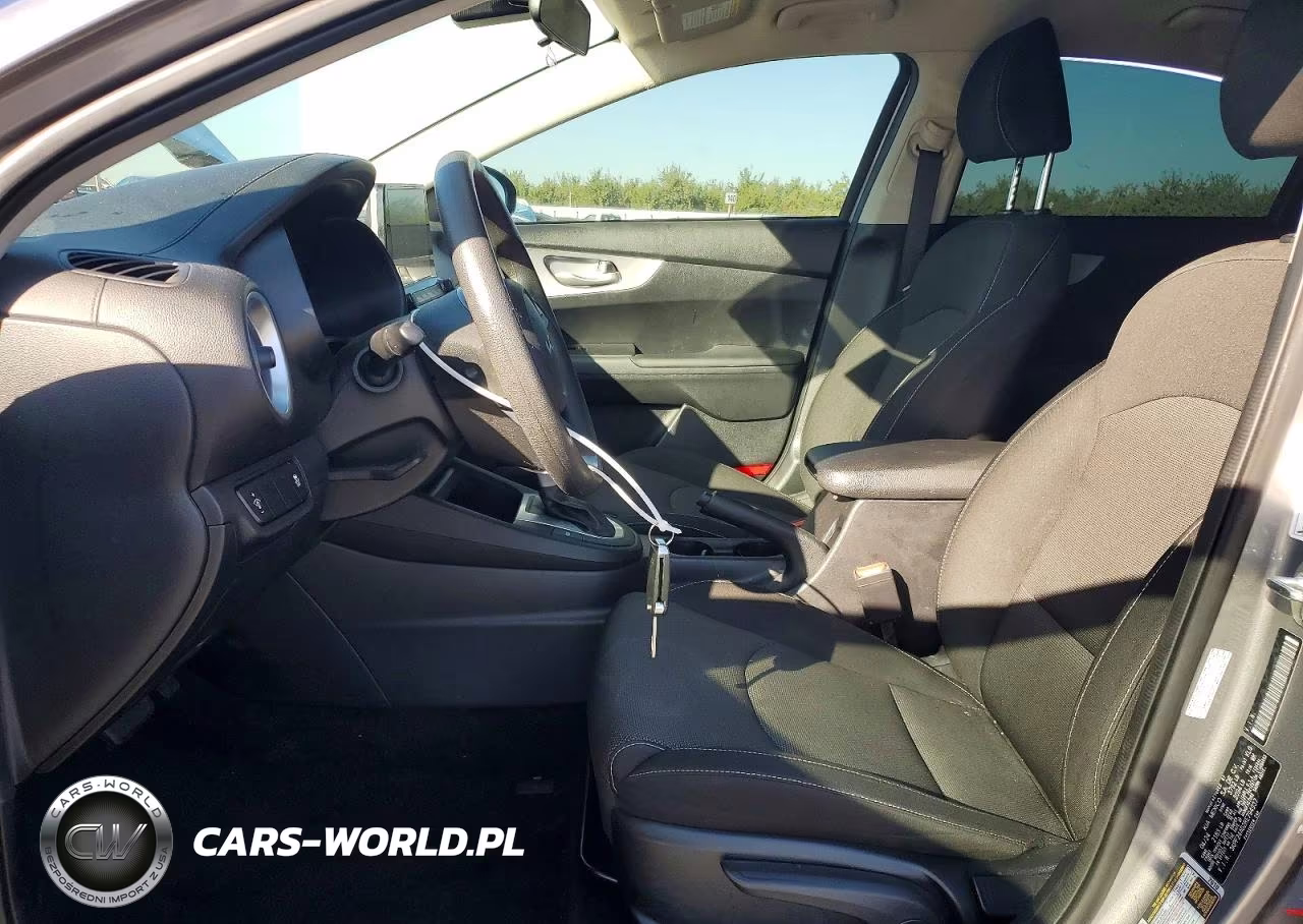 2024 Kia Forte Lxs VIN:3KPF24AD2RE794937 - 7