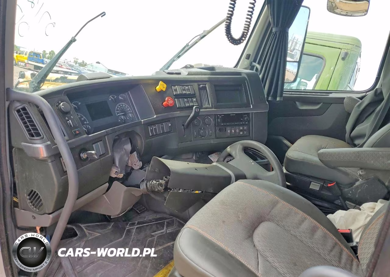 2024 Volvo Vnl Semi Truck VIN:4V4NC9EH2RN660173 - 8