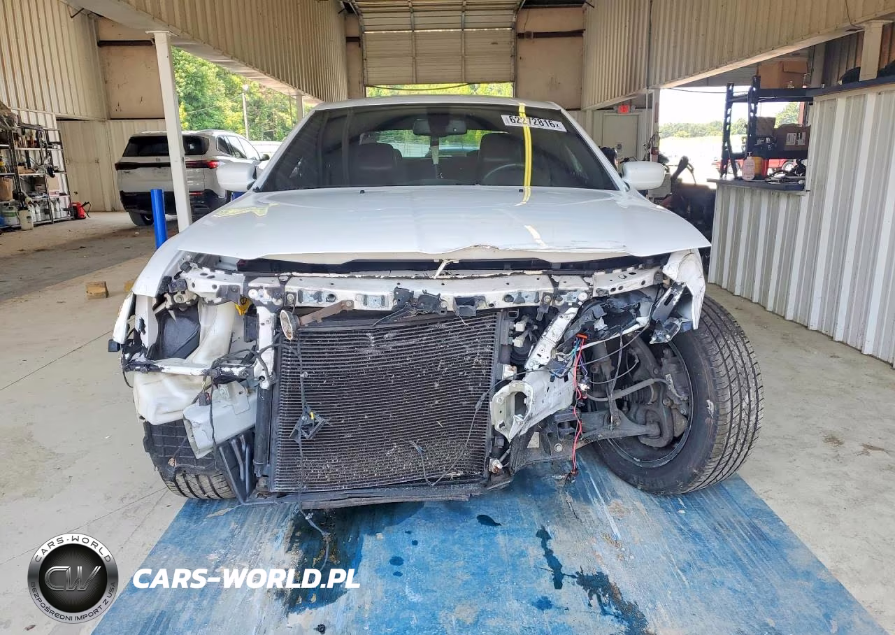 2017 Chrysler 300 S VIN:2C3CCAGG2HH529961 - 5