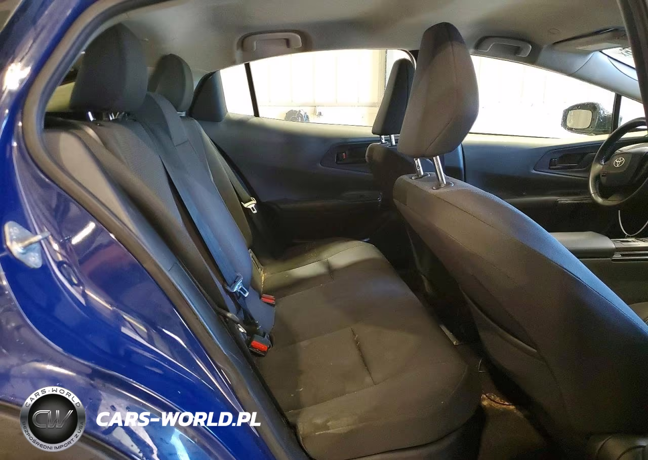2023 Toyota Prius Le VIN:JTDACAAU7P3010407 - 10