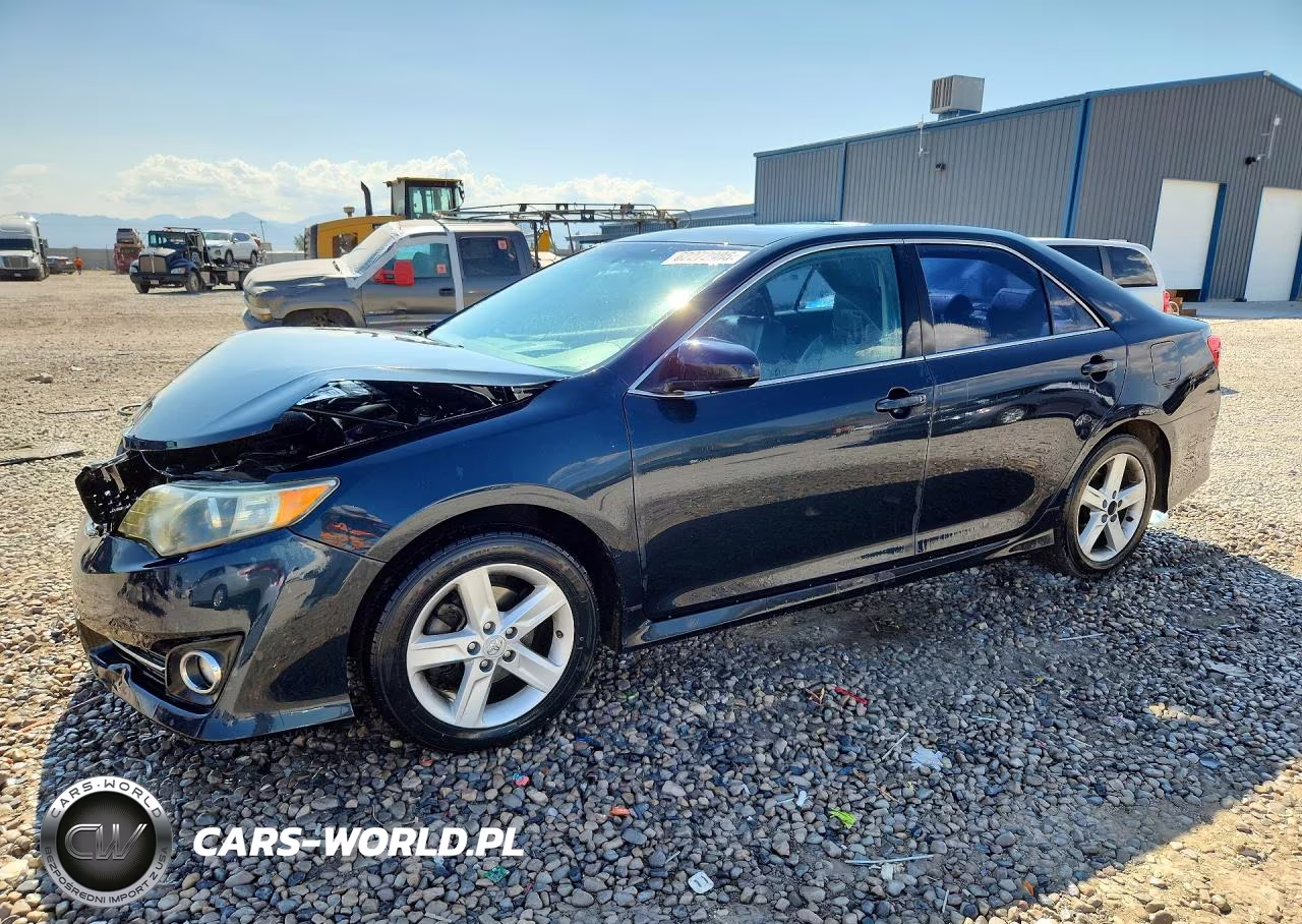 2013 Toyota Camry Se – zdjęcie 1 z 12