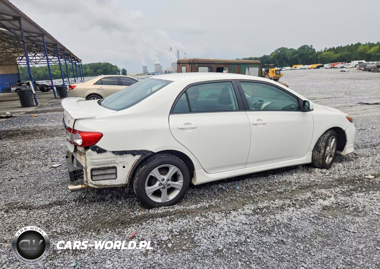 2013 Toyota Corolla S VIN:5YFBU4EE0DP076290 - 3