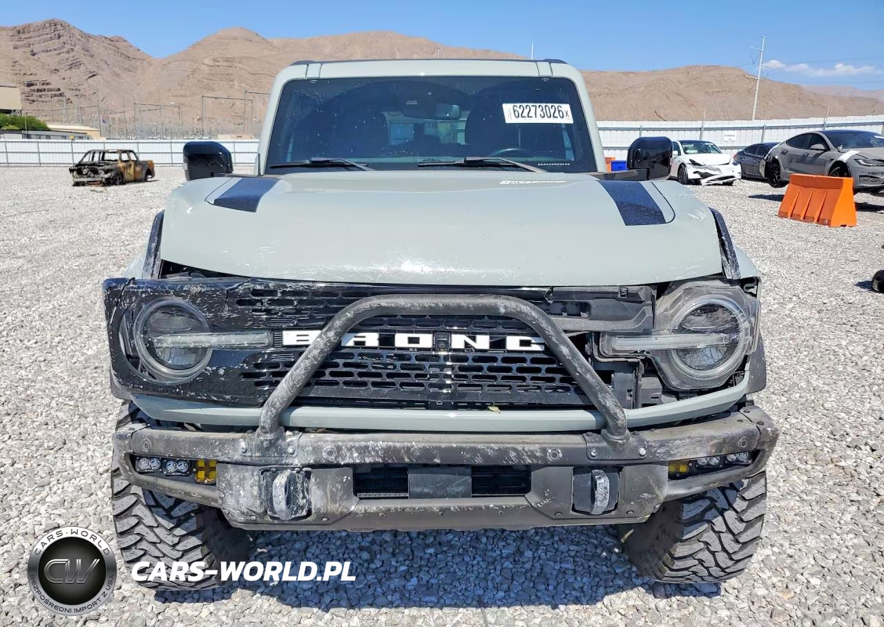 2021 Ford Bronco First Edition VIN:1FMEE5EP7MLA42031 - 5