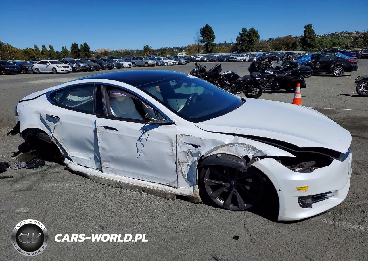 2020 Tesla Model S VIN:5YJSA1E27LF415814 - 4
