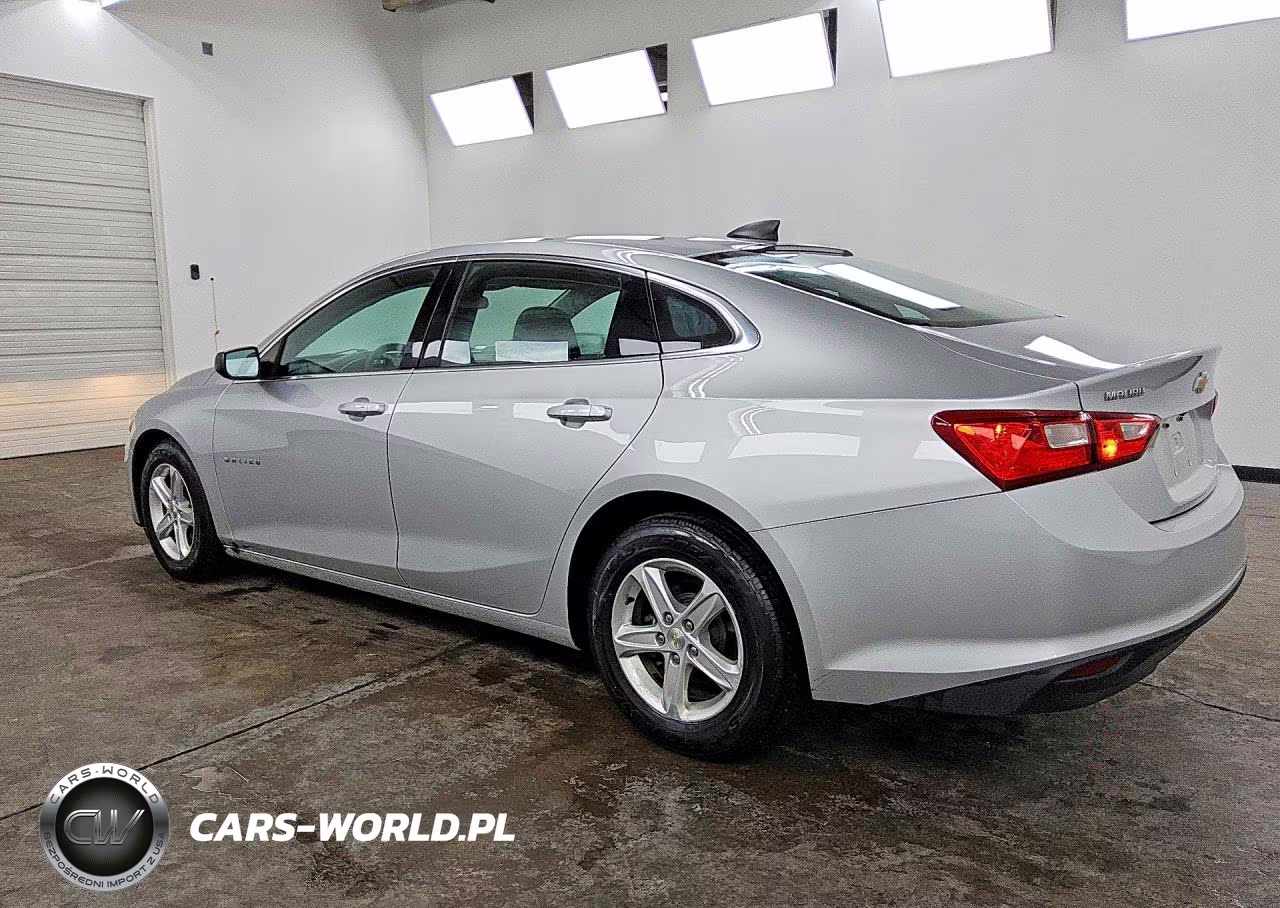 2020 Chevrolet Malibu Ls VIN:1G1ZC5ST4LF082585 - 2