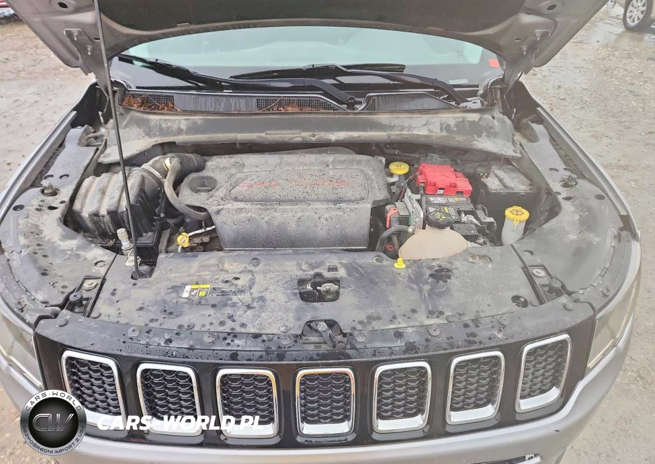 2019 Jeep Compass Latitude VIN:3C4NJDBBXKT592635 - 12