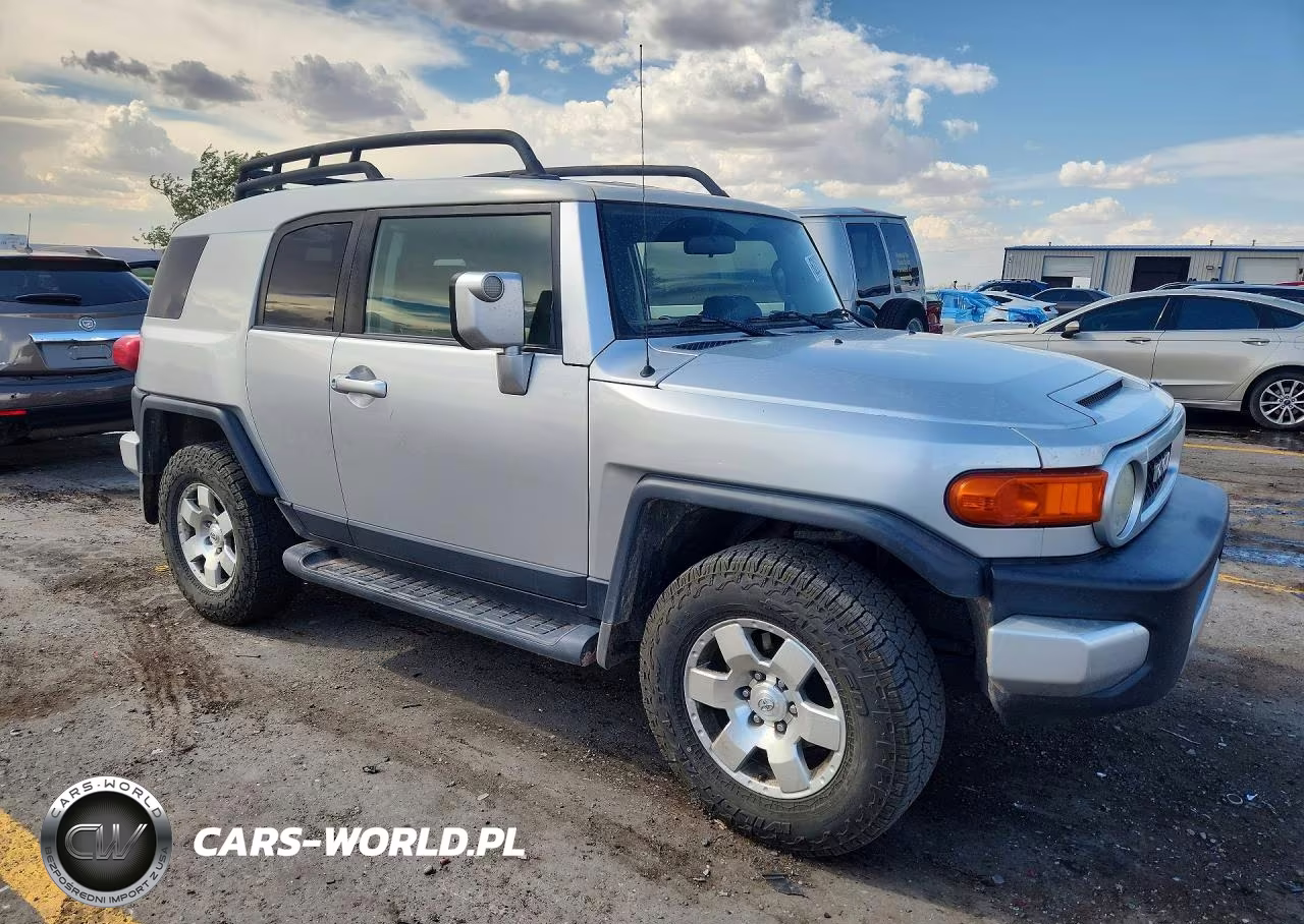 2007 Toyota Fj Cruiser Base VIN:JTEBU11F670080769 - 4