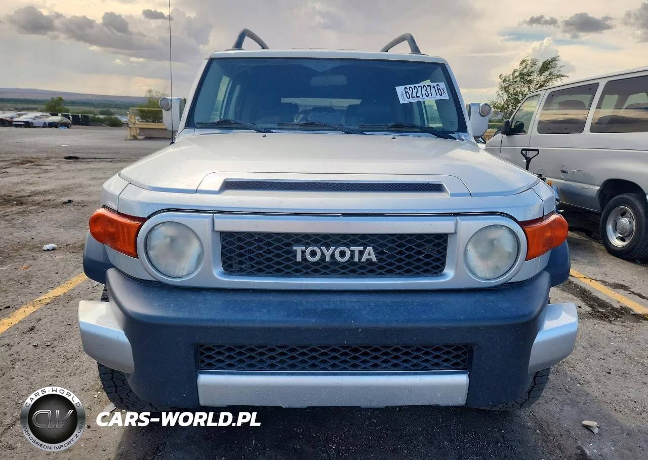2007 Toyota Fj Cruiser Base VIN:JTEBU11F670080769 - 5