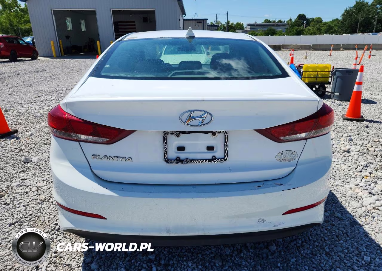 2018 Hyundai Elantra Sel VIN:5NPD84LF6JH215842 - 6