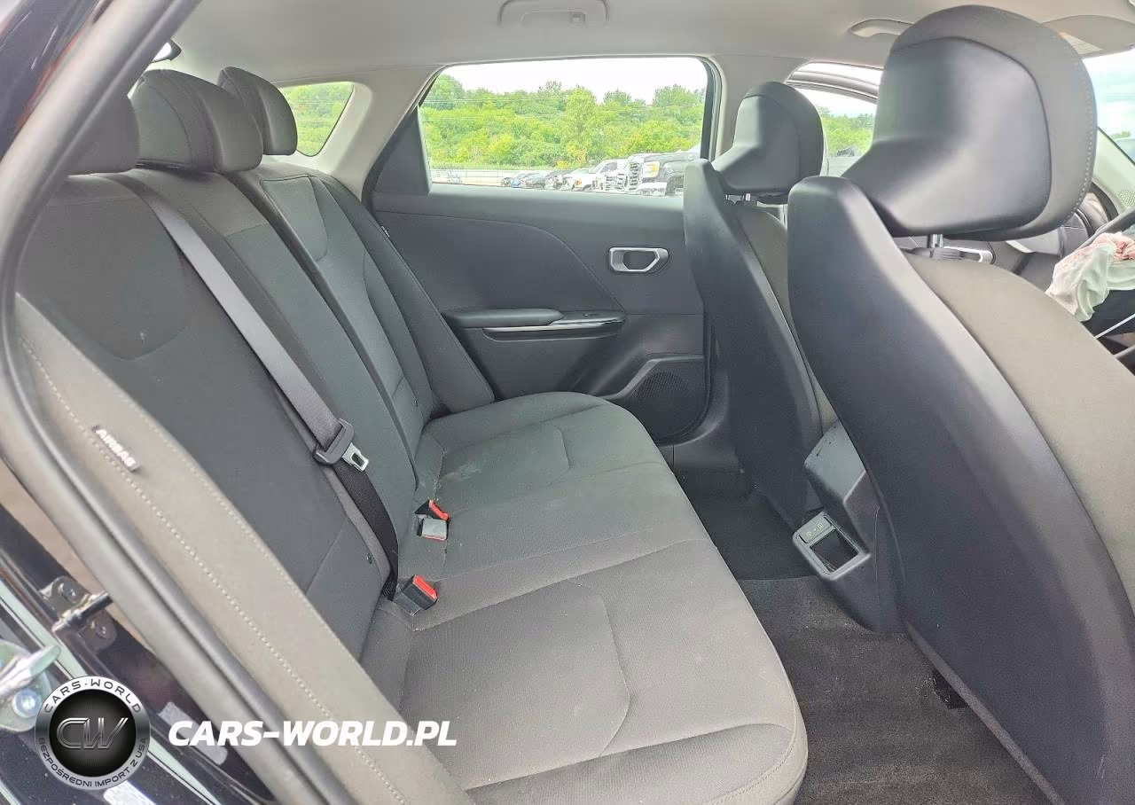 2026 Kia K4 Lxs VIN:3KPFT4DE6TE338383 - 10