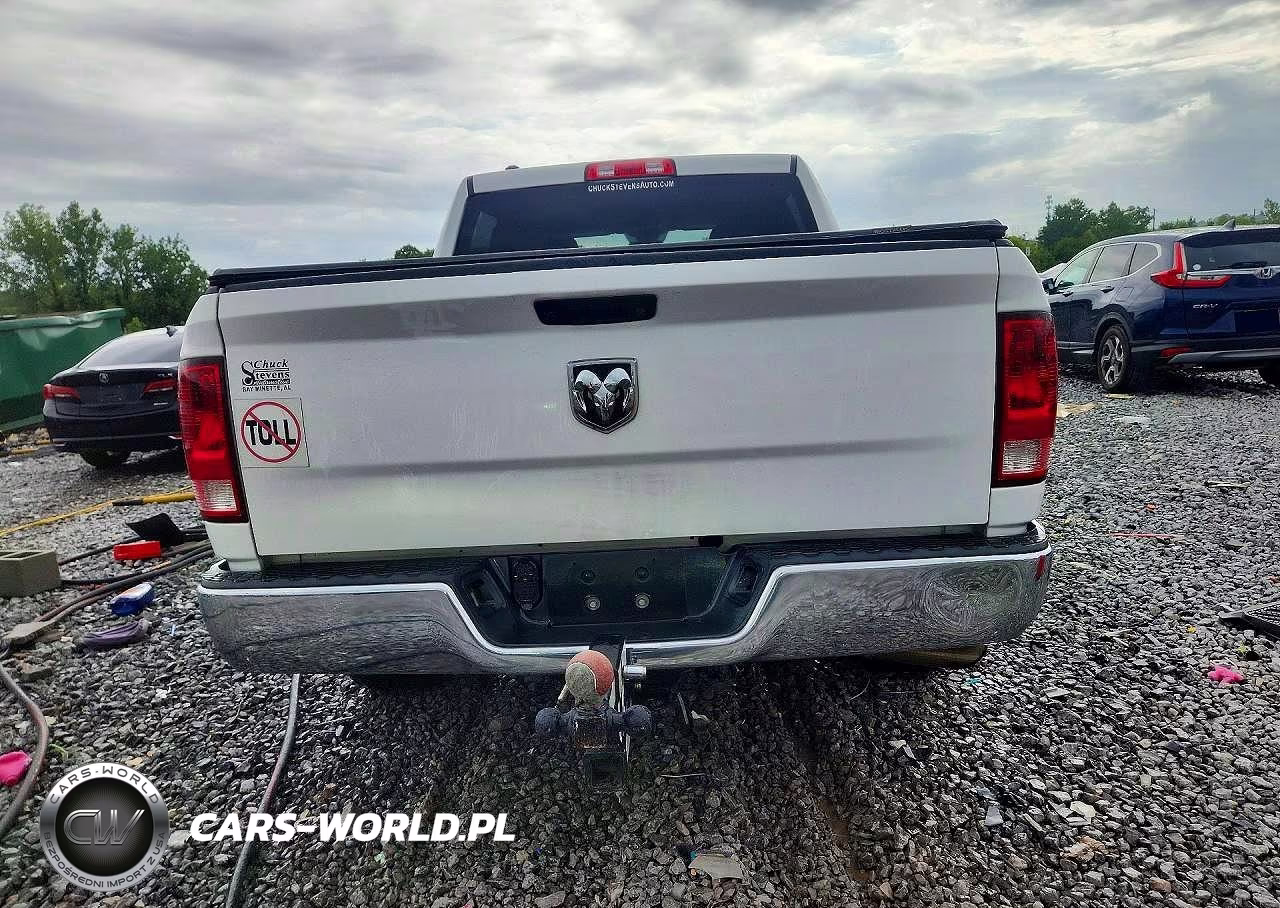 2019 Ram 1500 Classic Tradesman VIN:1C6RR6KM7KS750882 - 6