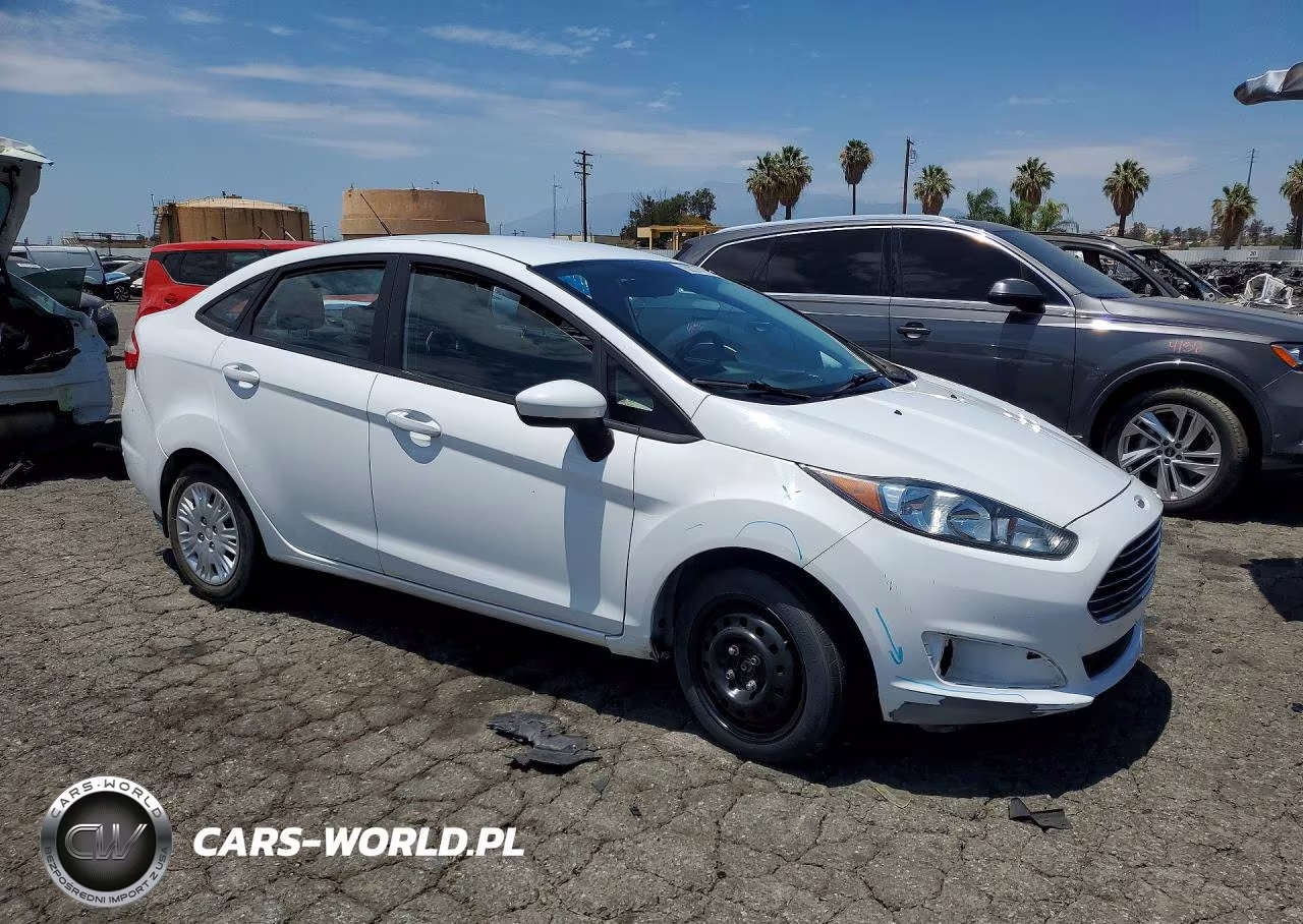 2016 Ford Fiesta S VIN:3FADP4AJ5GM120028 - 4