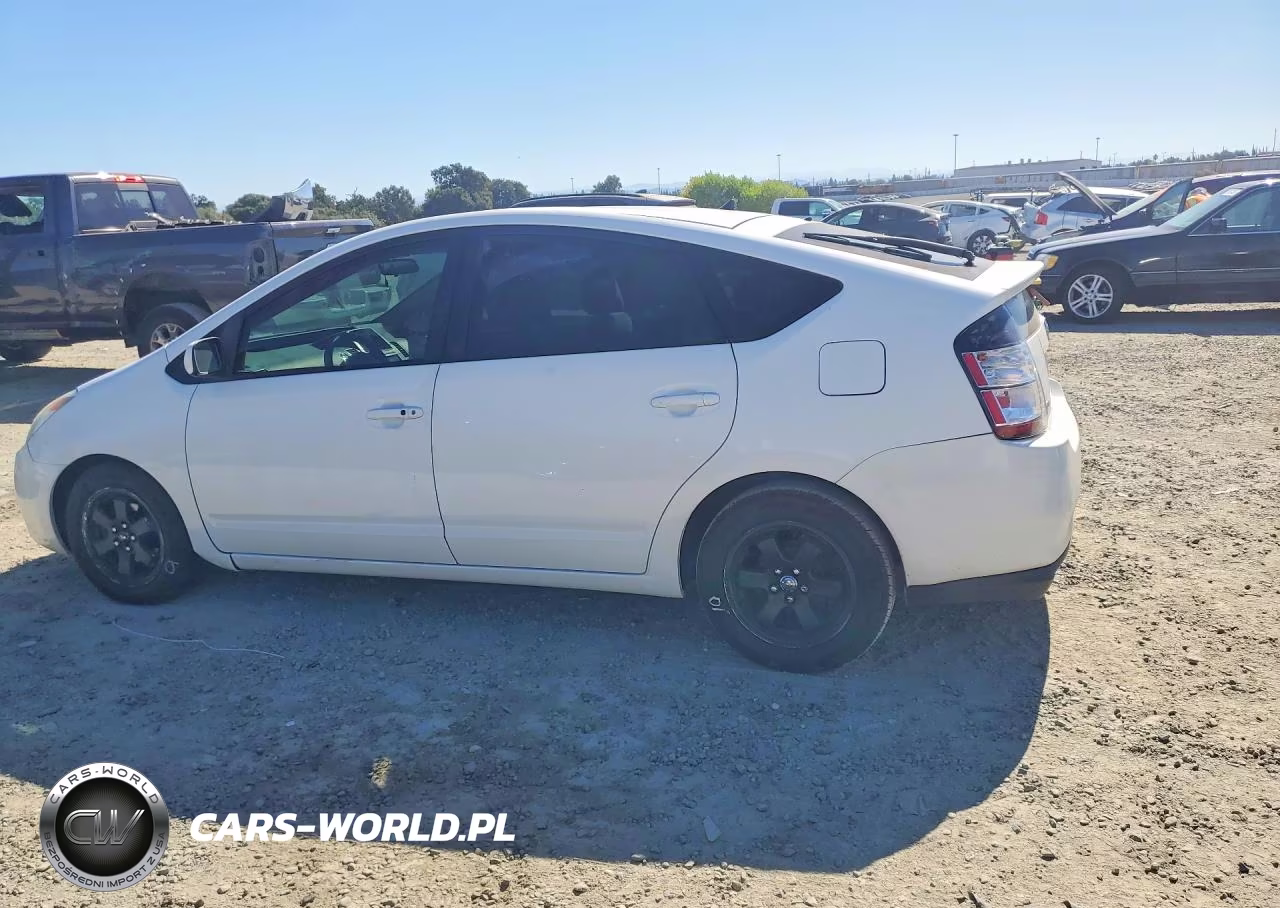 2004 Toyota Prius Base VIN:JTDKB20U940005477 - 2