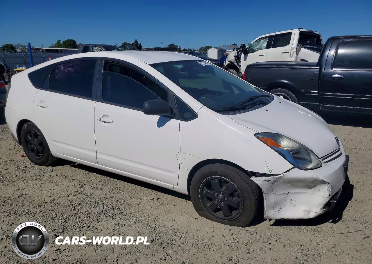 2004 Toyota Prius Base VIN:JTDKB20U940005477 - 4