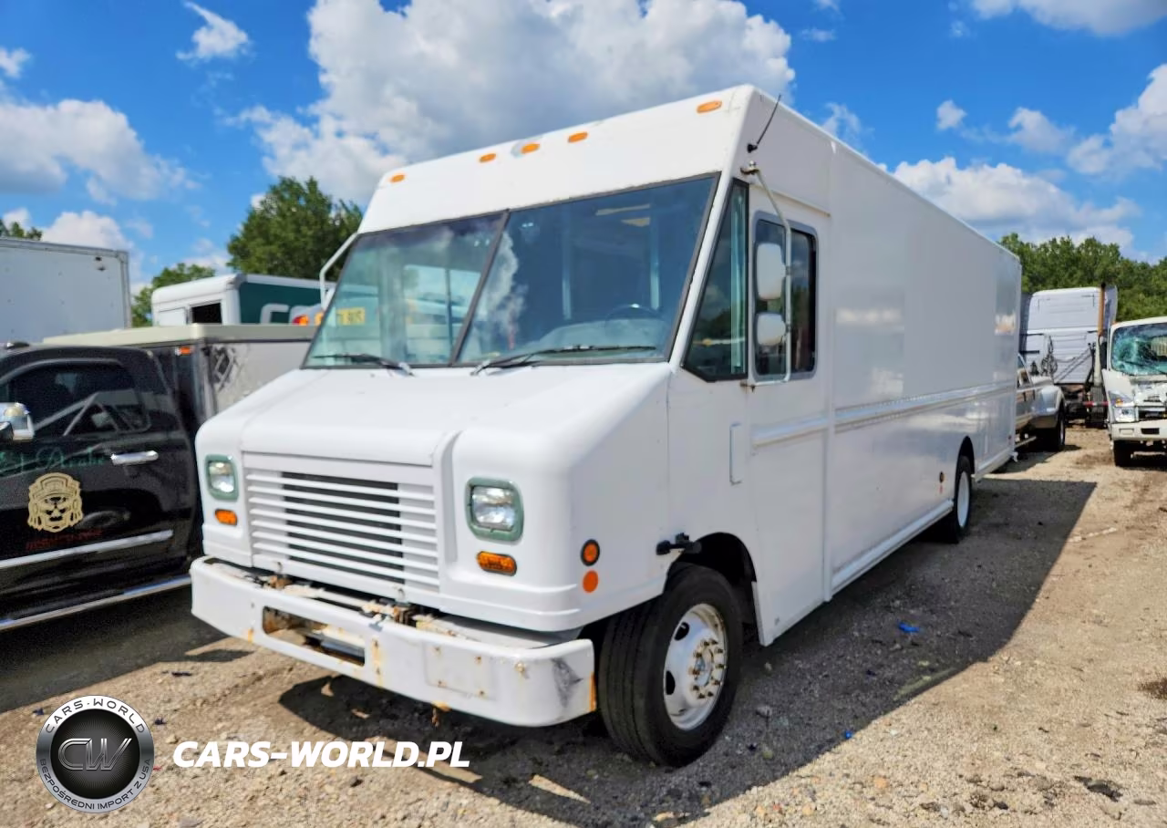 2011 Ford F59 Delivery Truck