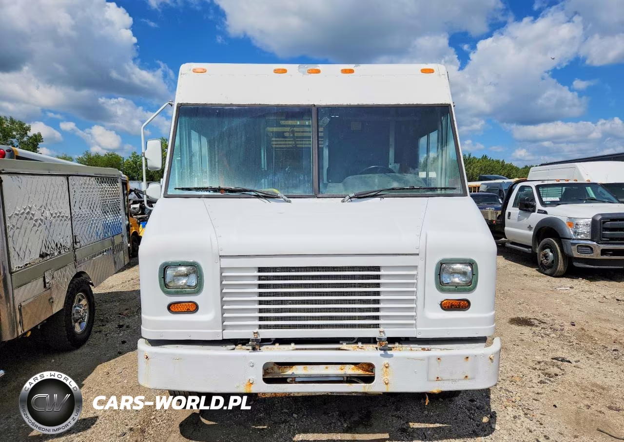 2011 Ford F59 Delivery Truck VIN:1F66F5KY2B0A10740 - 5