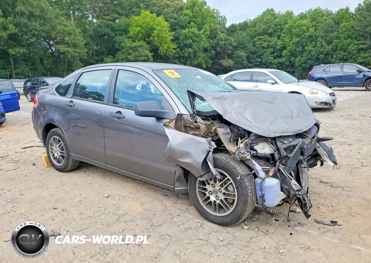 2010 Ford Focus Se VIN:1FAHP3FN2AW149033 - 4