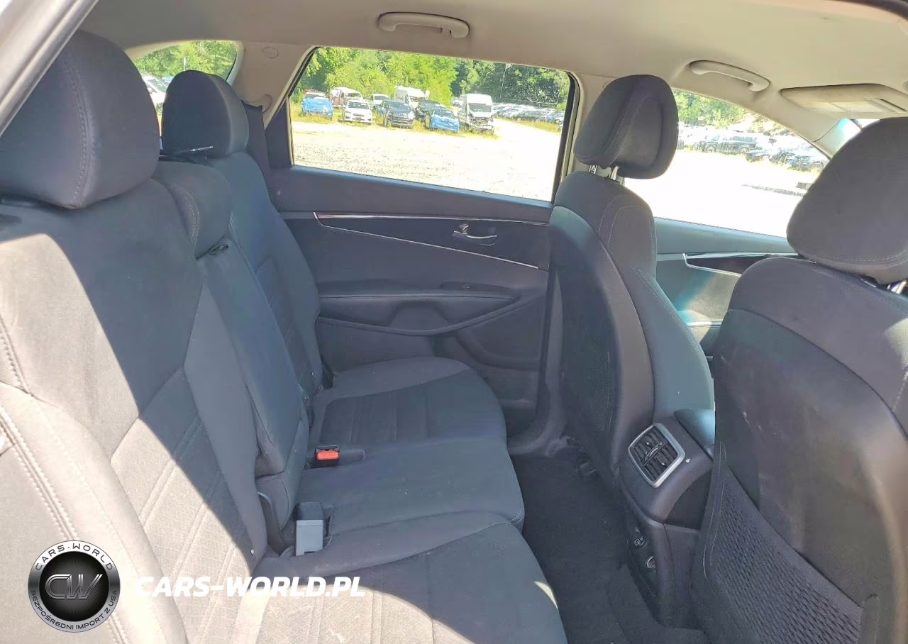 2017 Kia Sorento Lx V6 VIN:5XYPGDA57HG210967 - 11